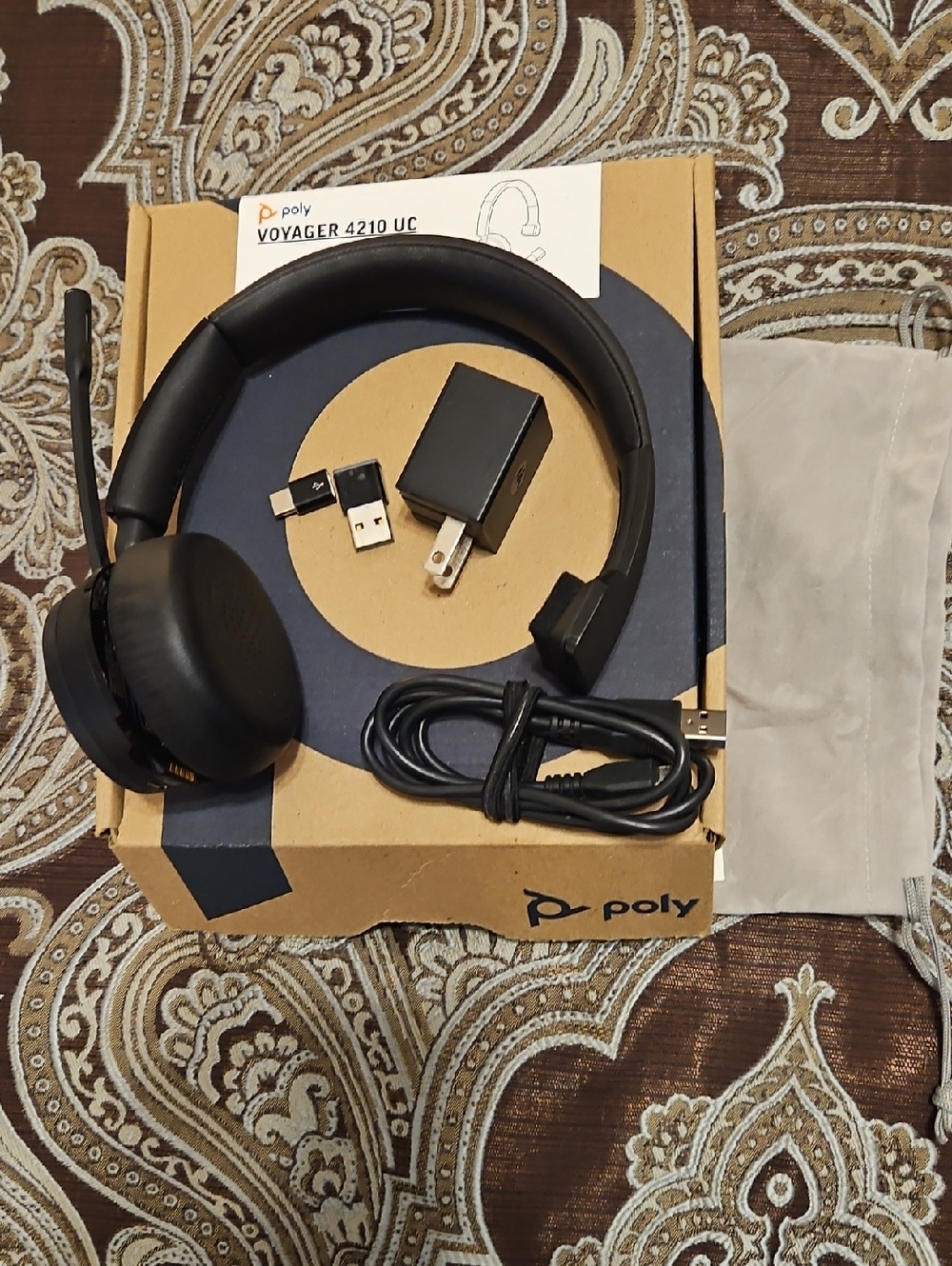 BLUETOOTH Poly Voyager 4210 UC  Wireless (BLUETOOTH) Headset